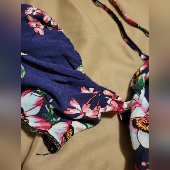 Romper - Picture 5 of 6